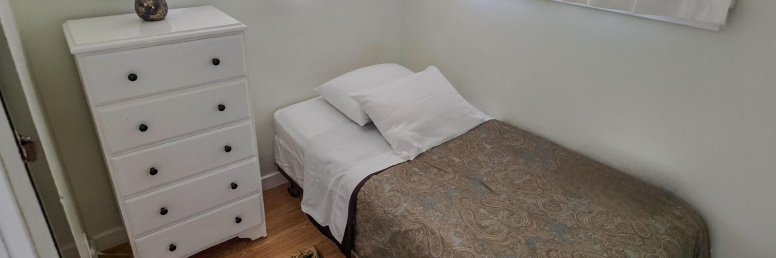 Economy Small Single Room with Shared Bathrooms